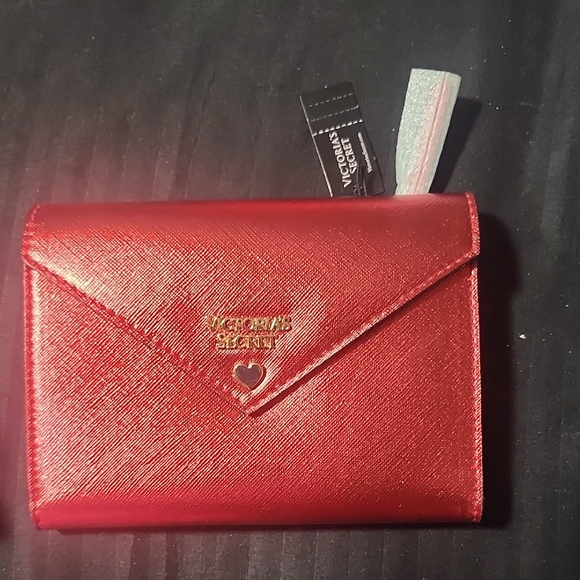 Victoria Secret ID/Cardholder - Picture 1 of 10